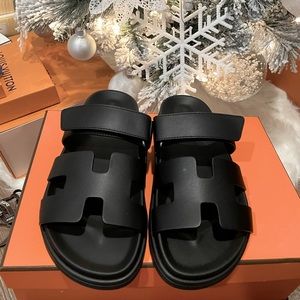 HERMES Chypre Sandals 36 noir